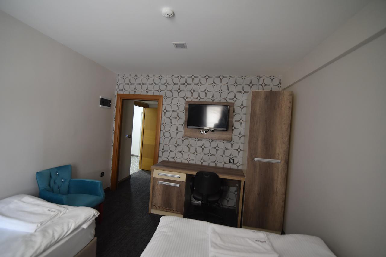 Saltuk Hotel Ерзурум Стая снимка